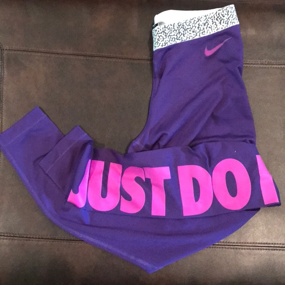 Nike Pants - Nike Pro leggings